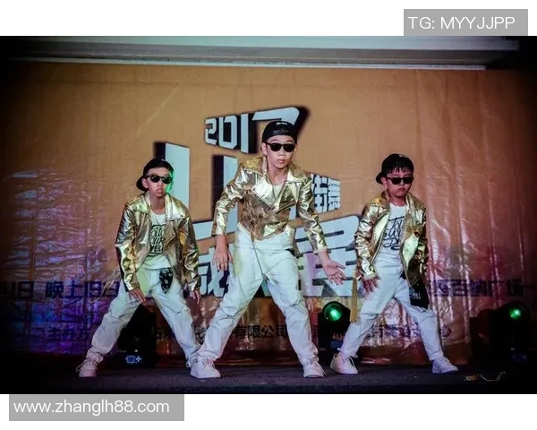 深圳街舞队与上海街舞队赛后复盘探讨灵活性表现与战术应用